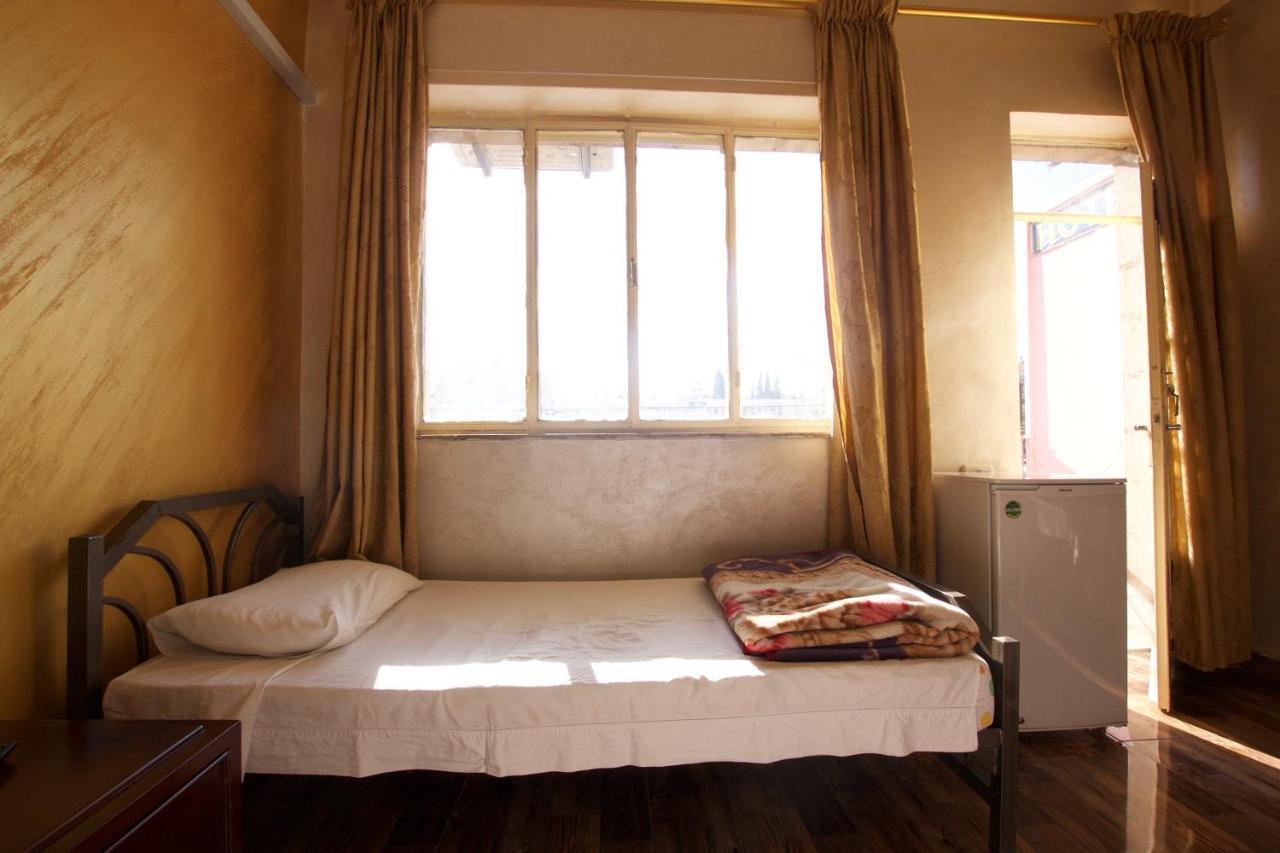 Erasmus Student House By Sunrise Hostel Amman Exteriör bild
